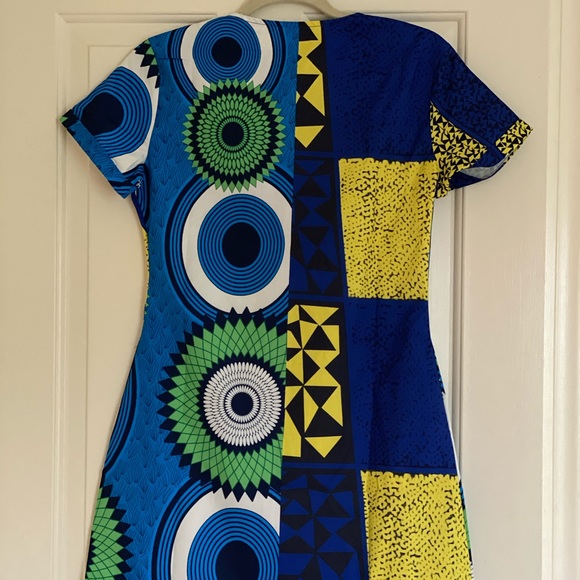 NWOT SUMMER TIME DRESS - Picture 2 of 5